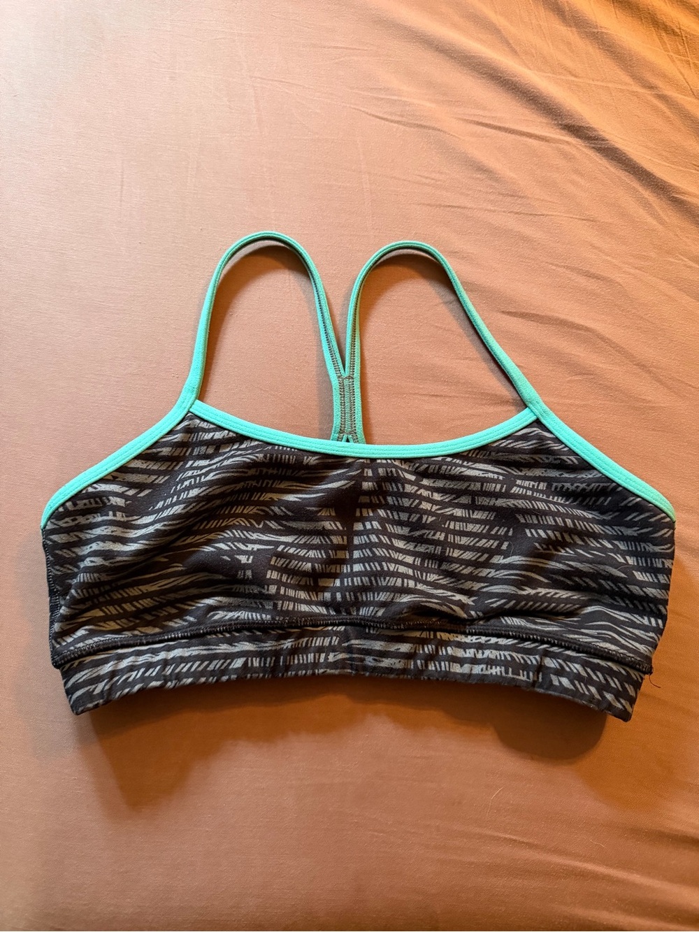 Women's Black Patterned Sports Bra with Mint Trim #lululemon